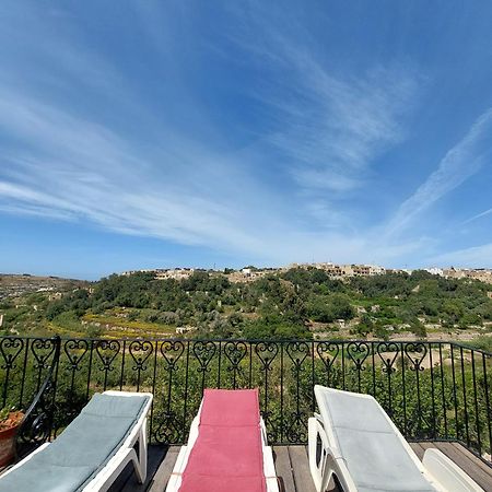 Sunny Gozo Getaway Pool & Easy Check-In Bed & Breakfast Ghajn il-Kbira  Exterior photo